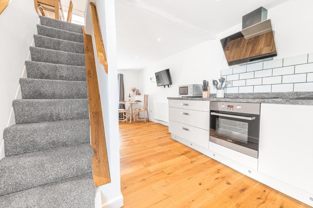 The Black Dog Apartment Dalton-in-Furness Exterior foto